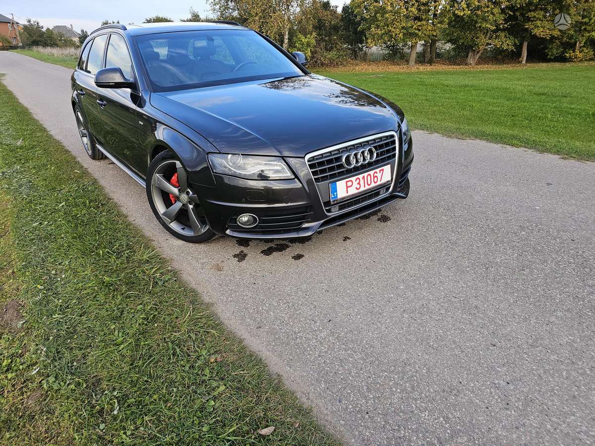 Audi A4 2009 — photo 11