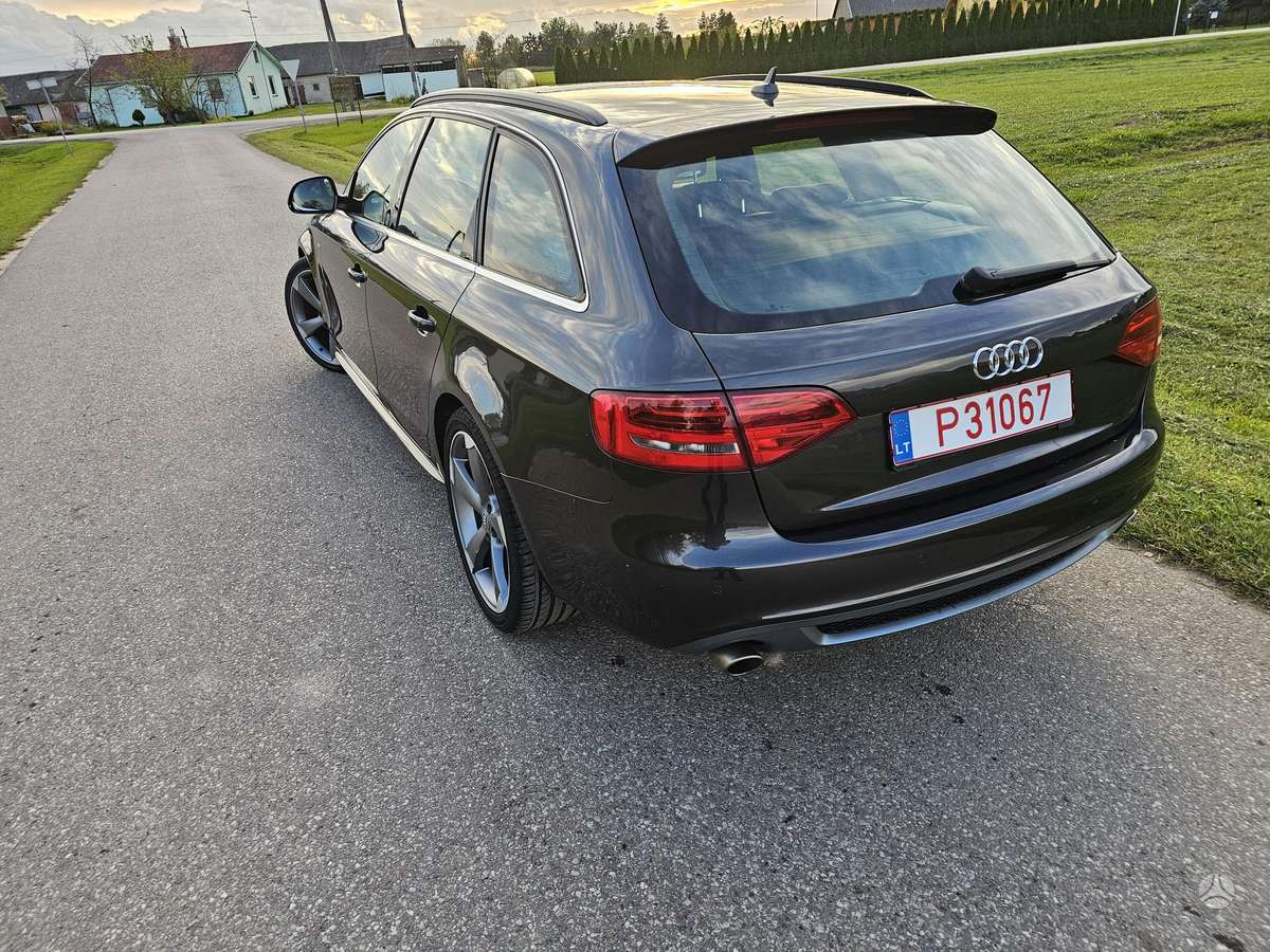 Audi A4 2009 — photo 18