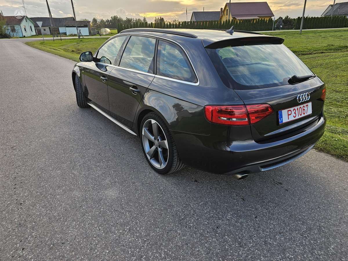 Audi A4 2009 — photo 31