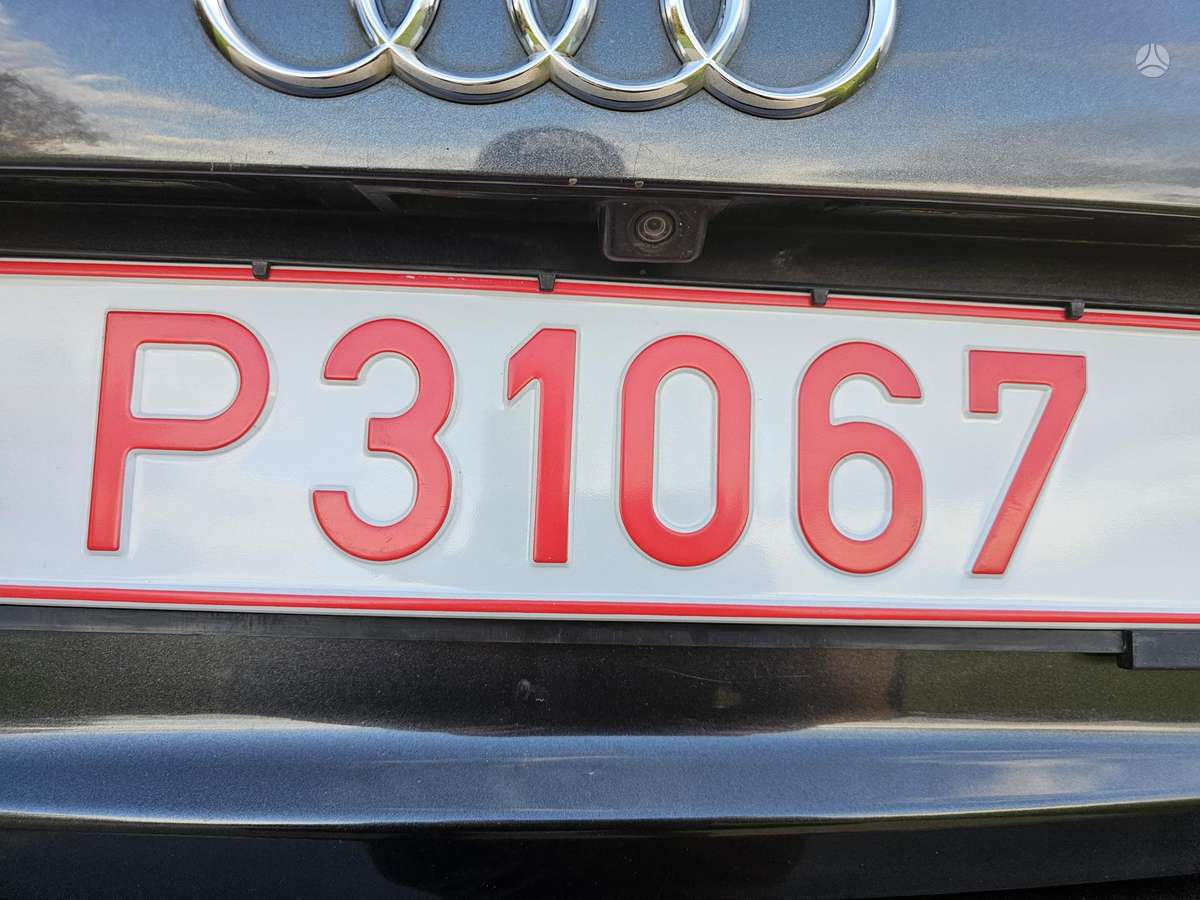 Audi A4 2009 — photo 35