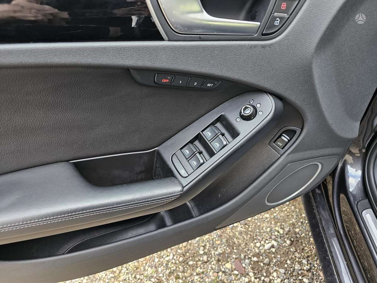 Audi A4 2009 — photo 5