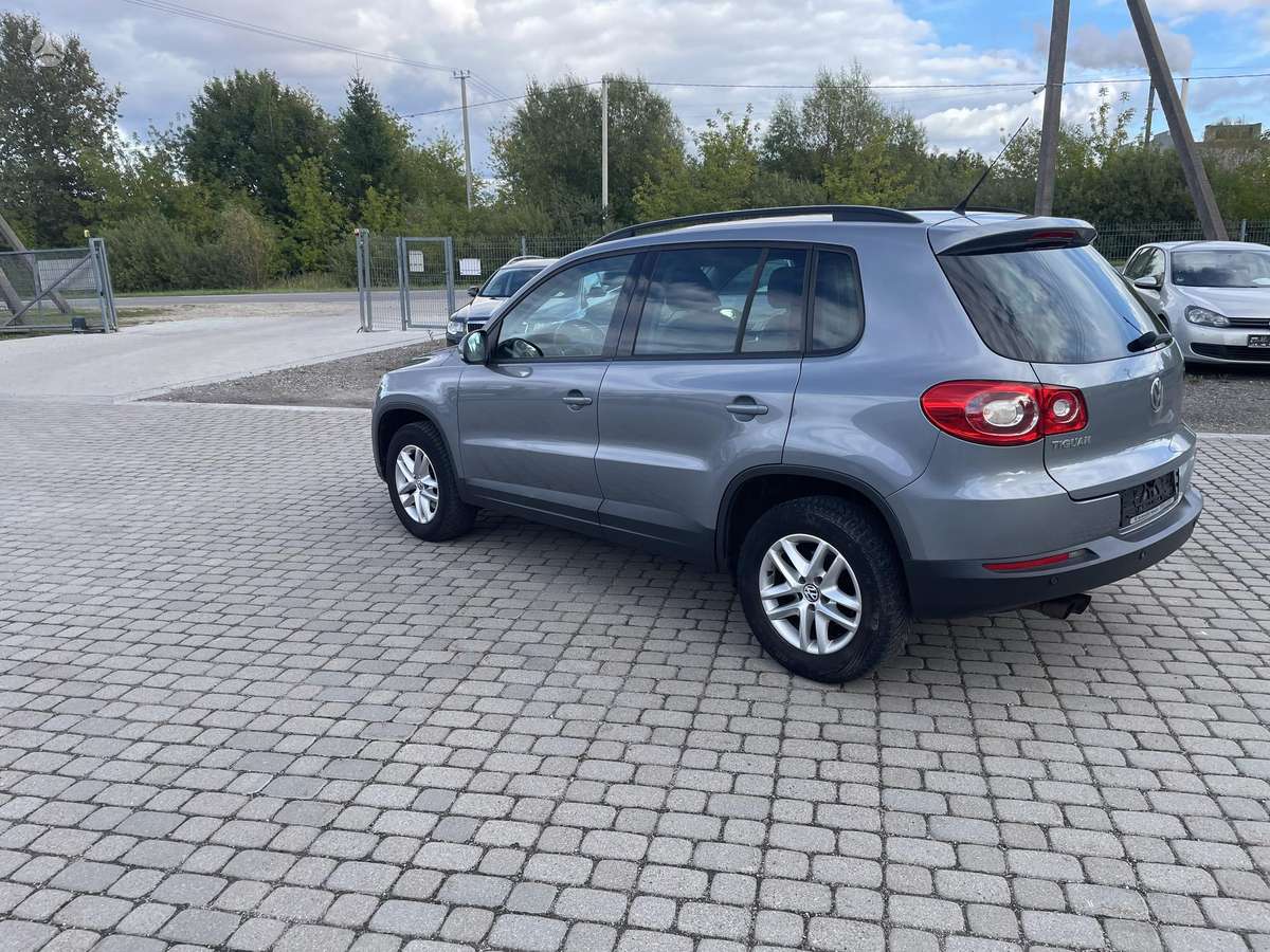 Volkswagen Tiguan 2011 — photo 5