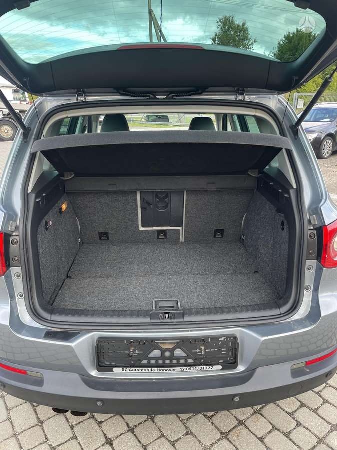 Volkswagen Tiguan 2011 — photo 7