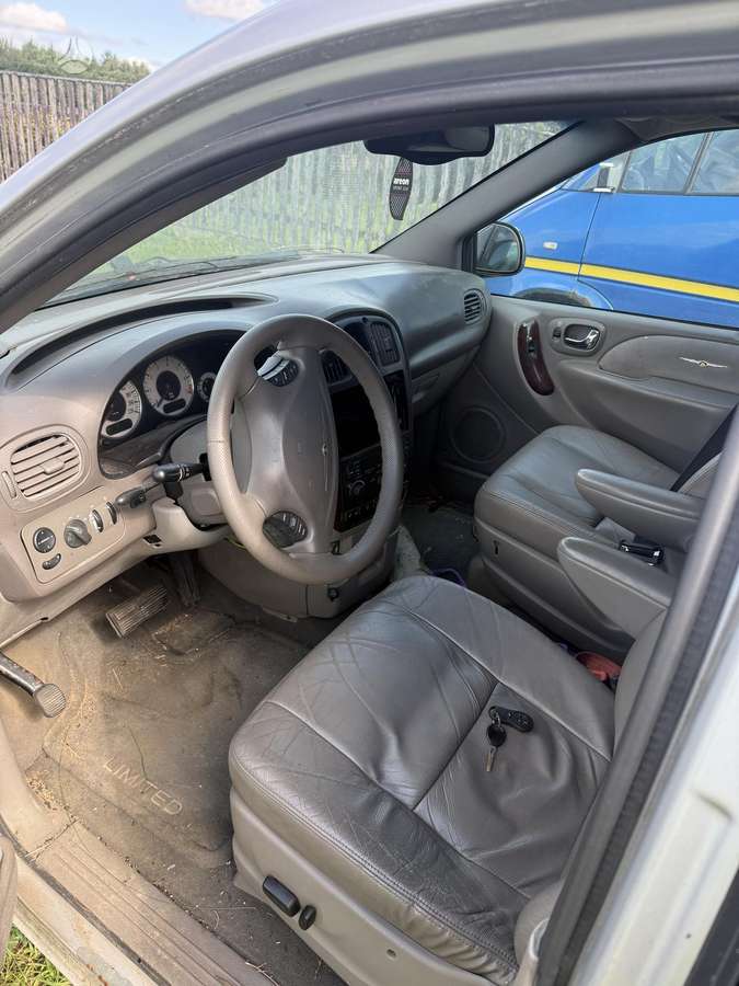 Chrysler Voyager 2005 — photo 5