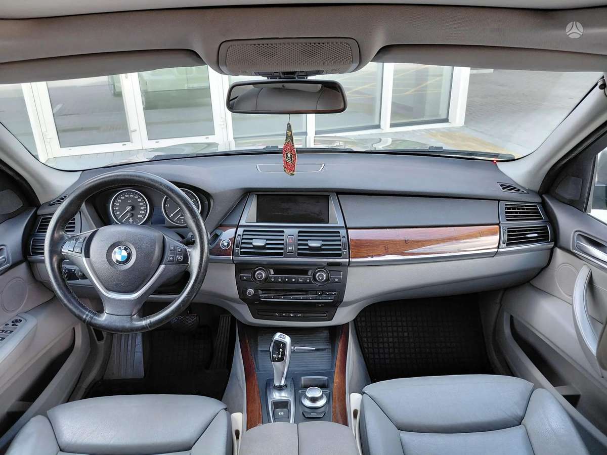 BMW X5 2007 — photo 16