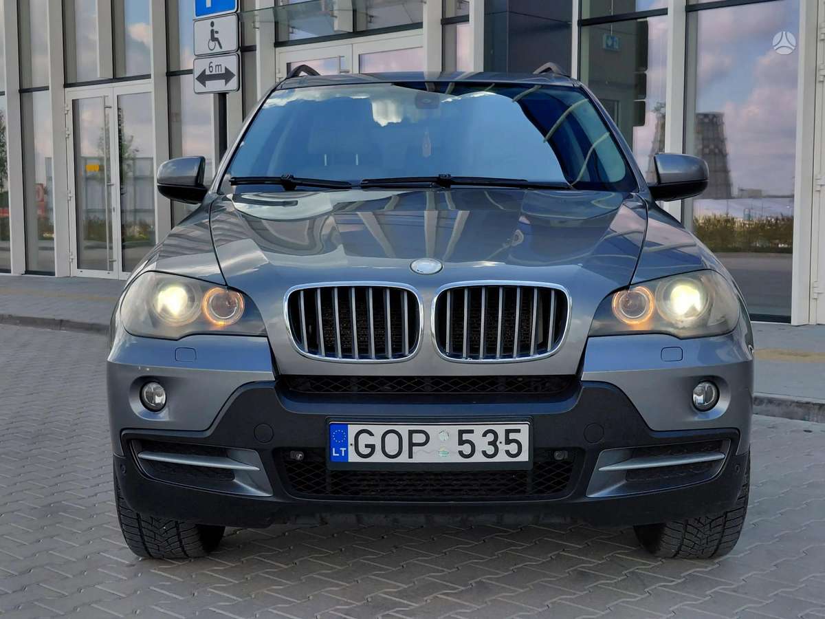 BMW X5 2007 — rear view