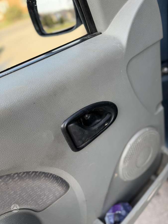 Dacia Logan 2007 — photo 10