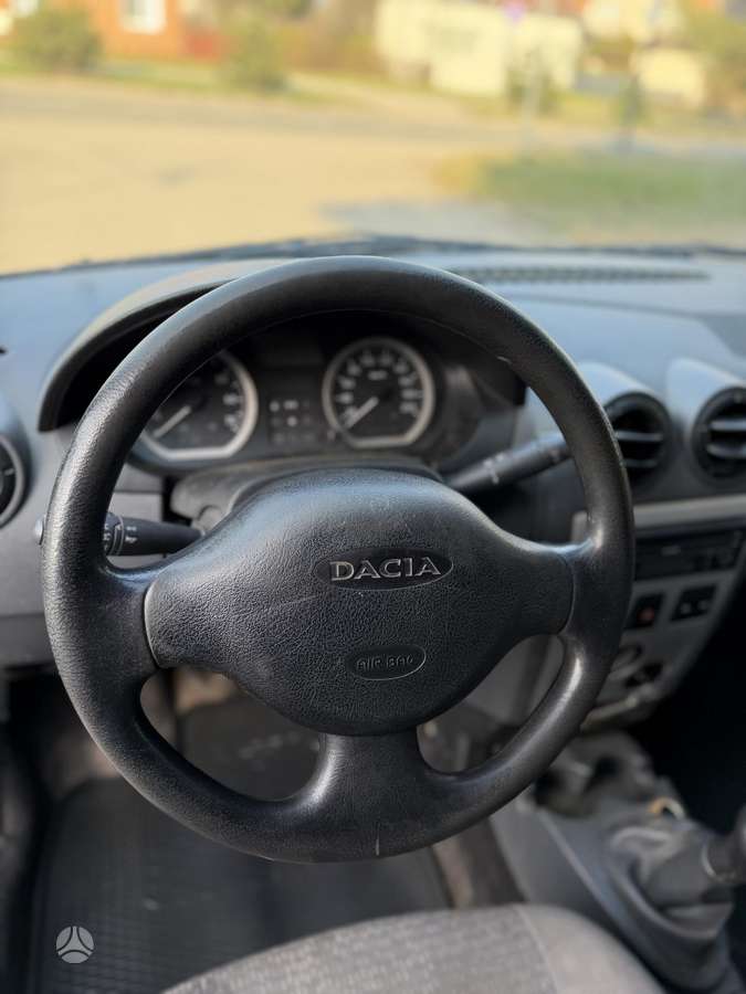 Dacia Logan 2007 — photo 13