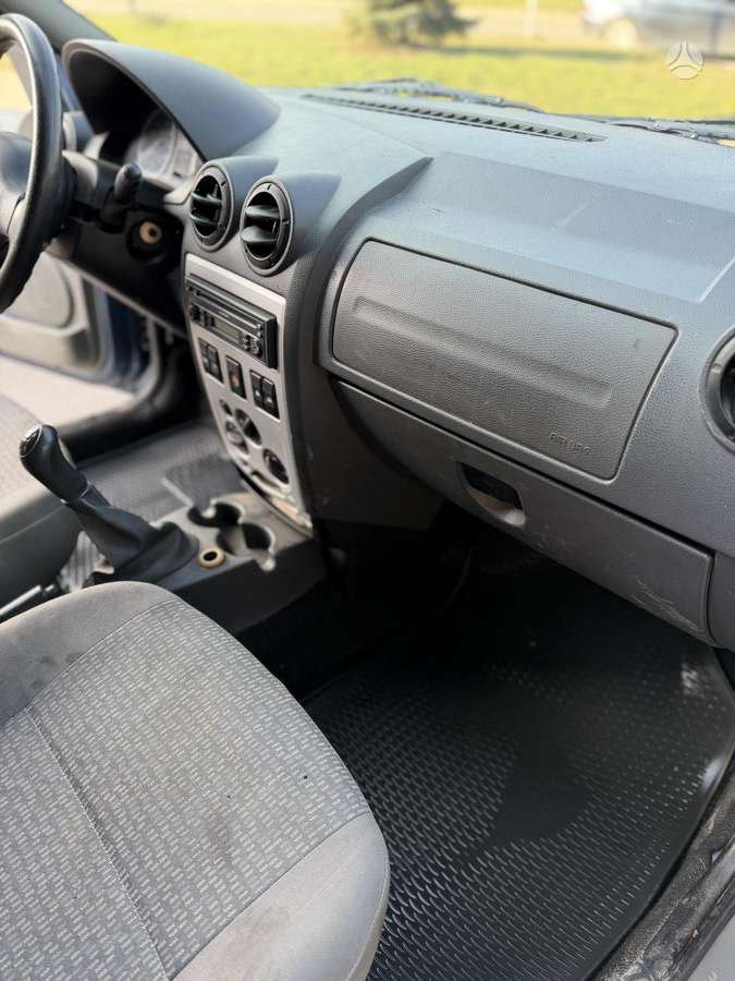 Dacia Logan 2007 — photo 19