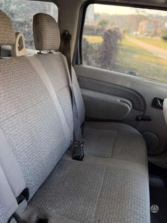 Dacia Logan 2007 — photo 20