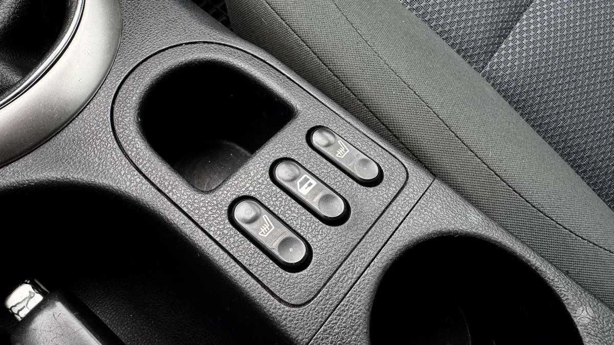 Nissan Qashqai 2010 — photo 25