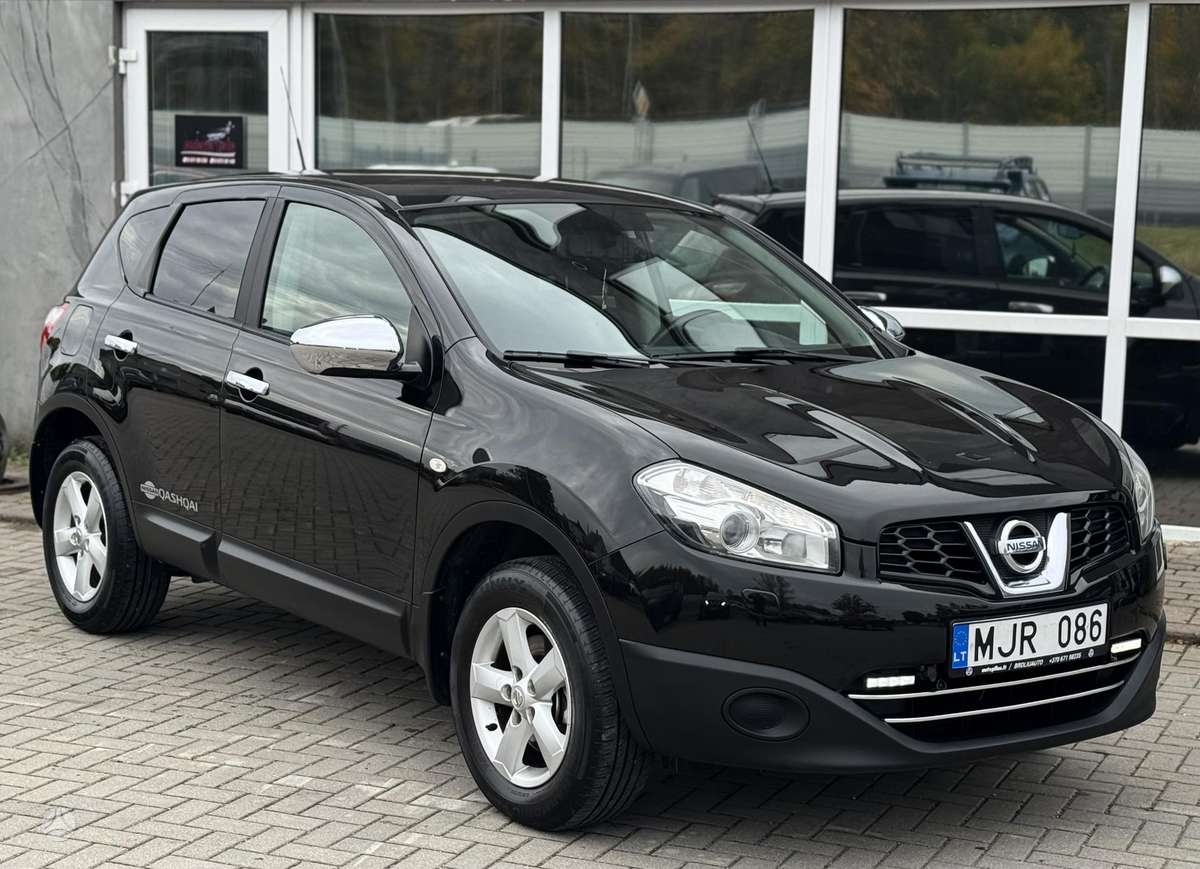 Nissan Qashqai 2010 — engine 1600 cm³, 114 HP (84kW)