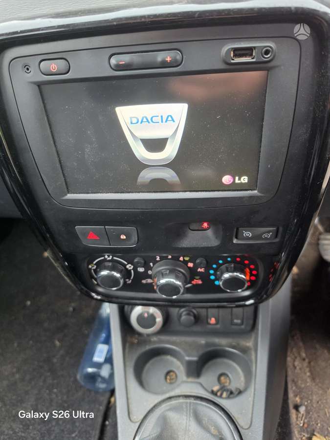 Dacia Duster 2014 — photo 21