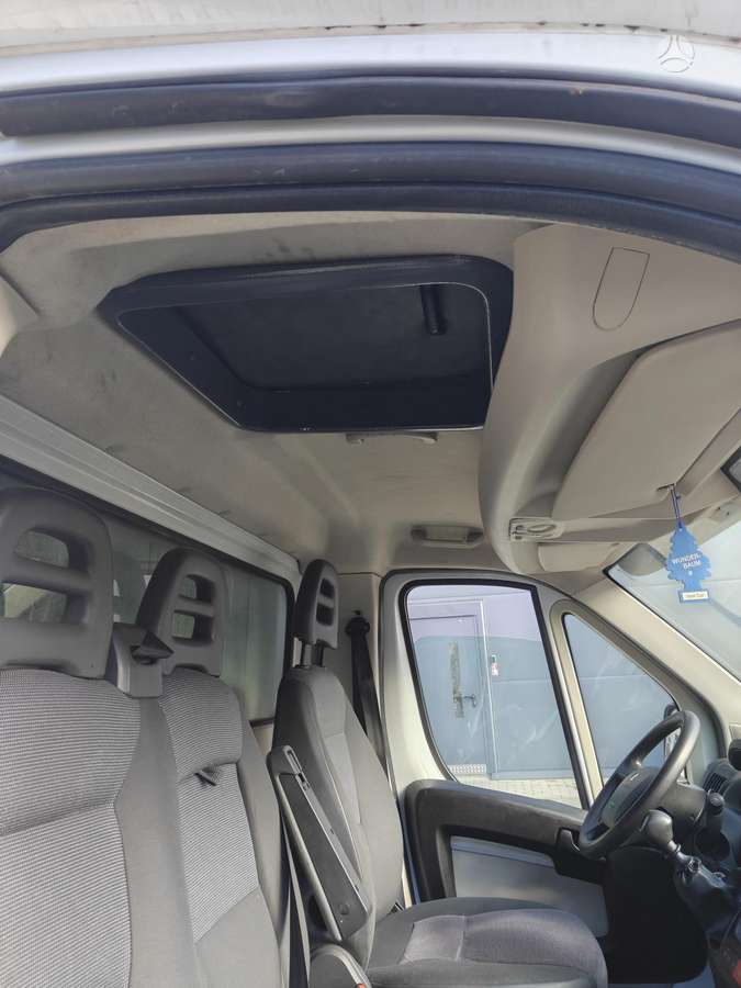 Peugeot Boxer 2011 — photo 13
