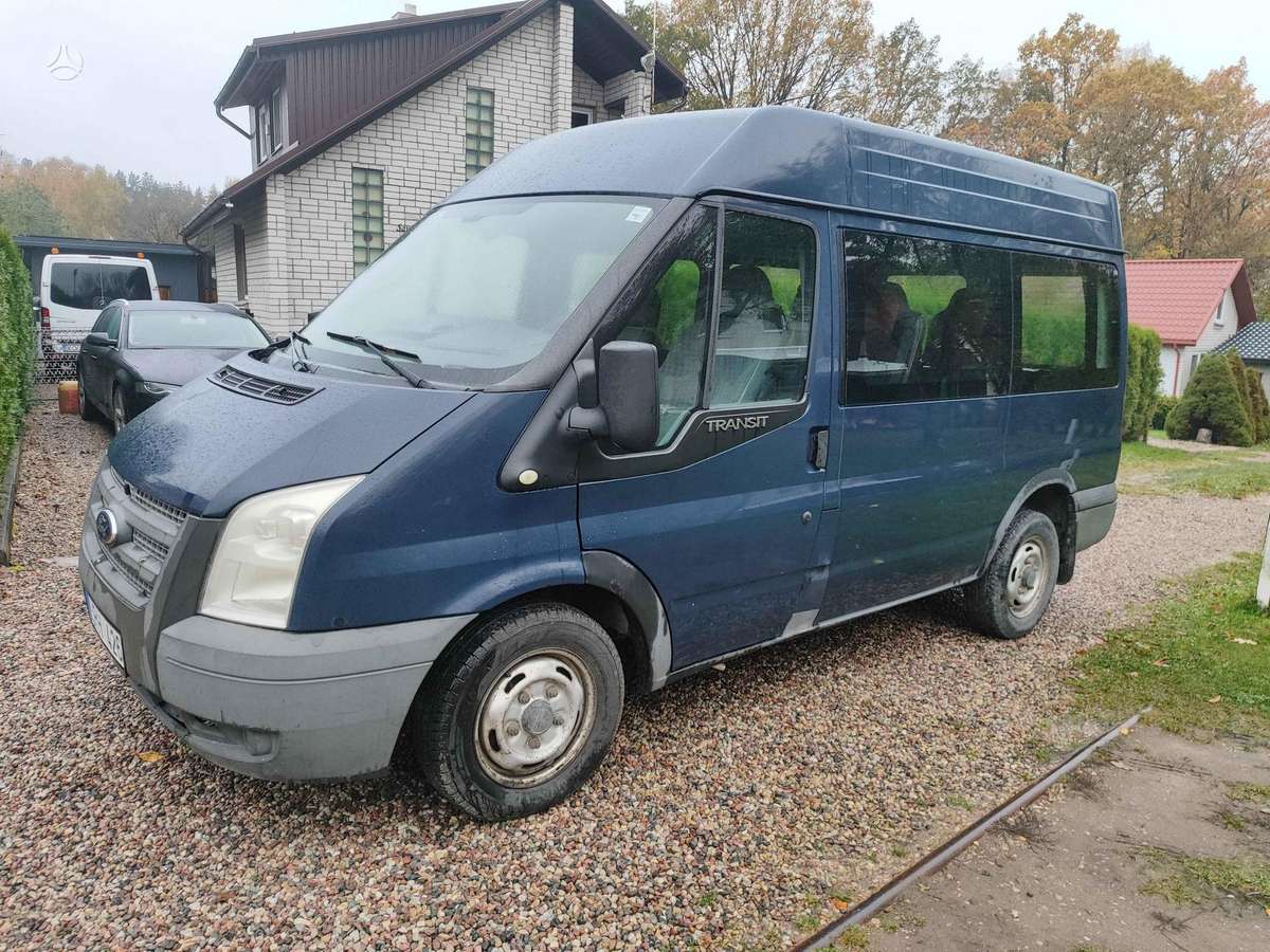 Ford Transit 2012 — салон
