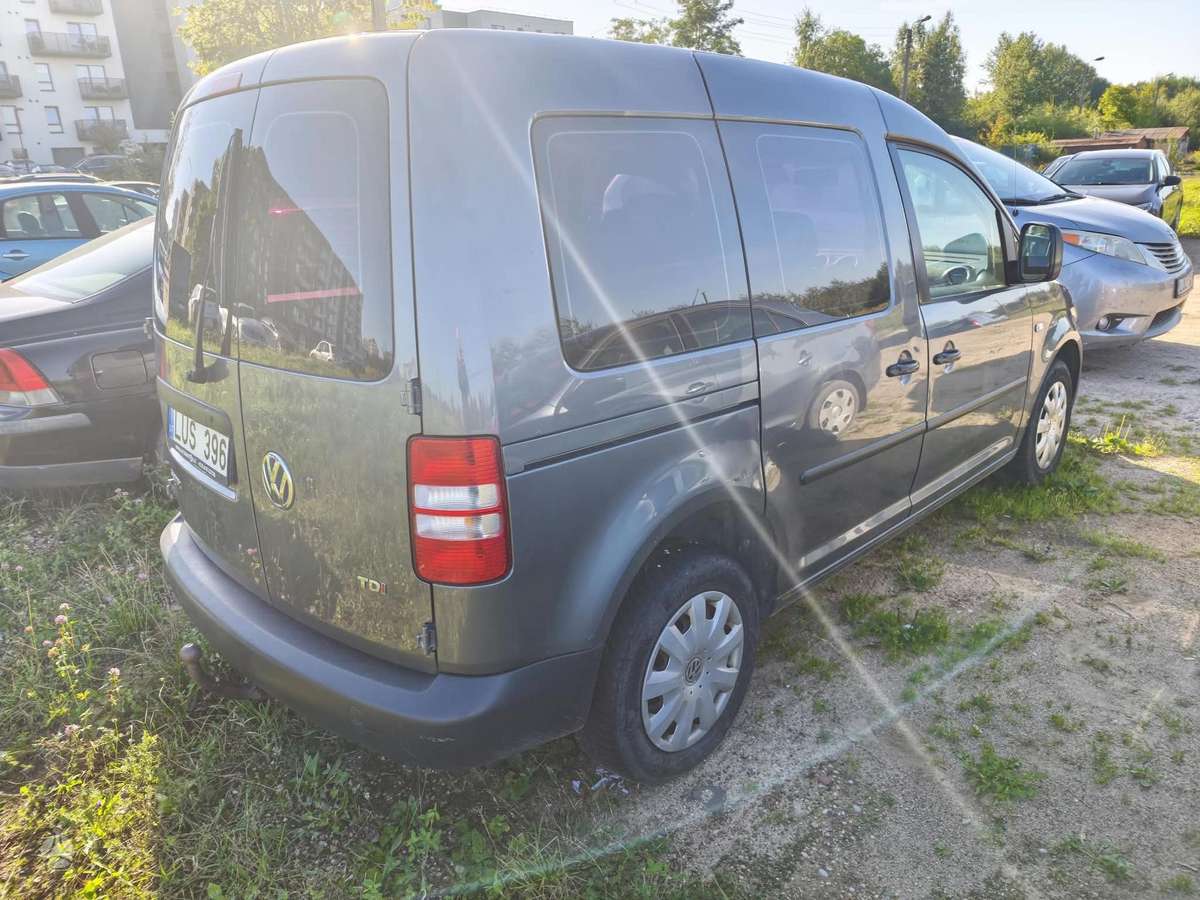 Volkswagen Caddy 2015 — photo 13