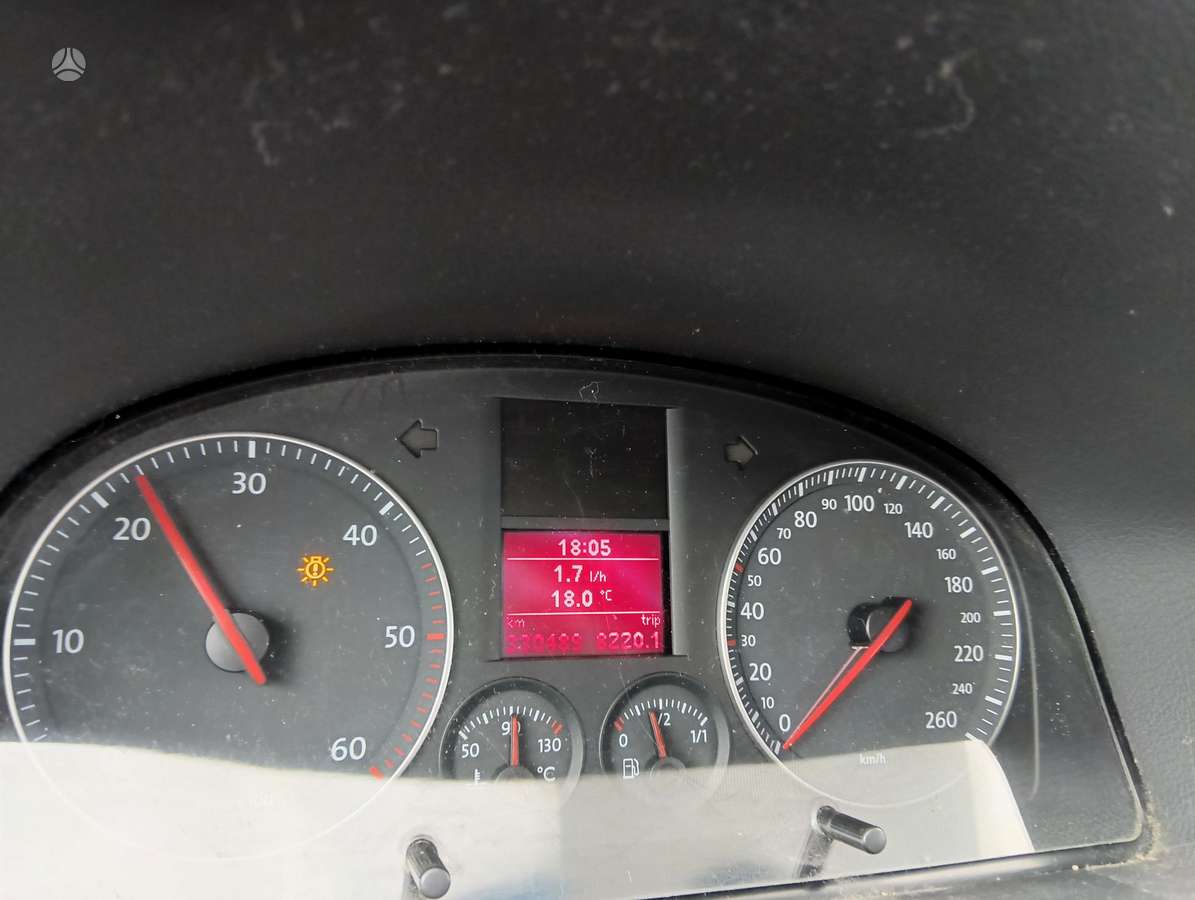 Volkswagen Touran 2006 — interior