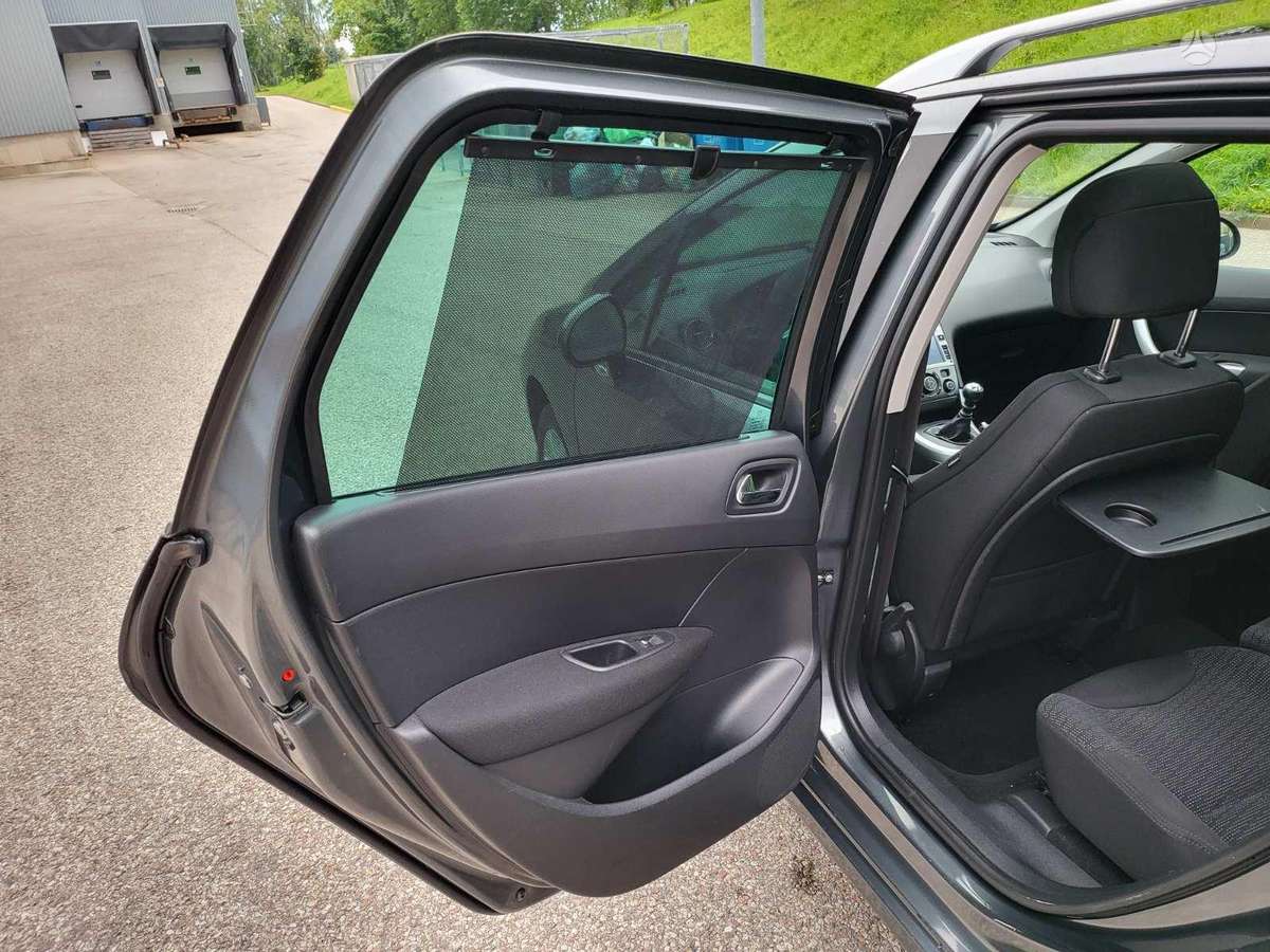 Peugeot 308 2008 — photo 10
