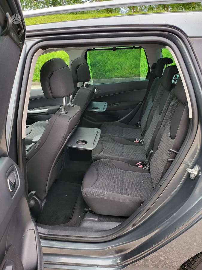 Peugeot 308 2008 — photo 13