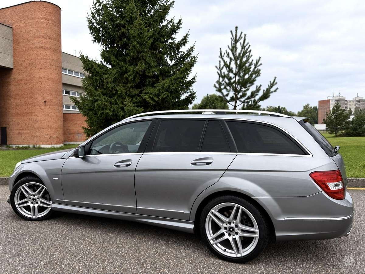 Mercedes-Benz C220 2012 — фото 24