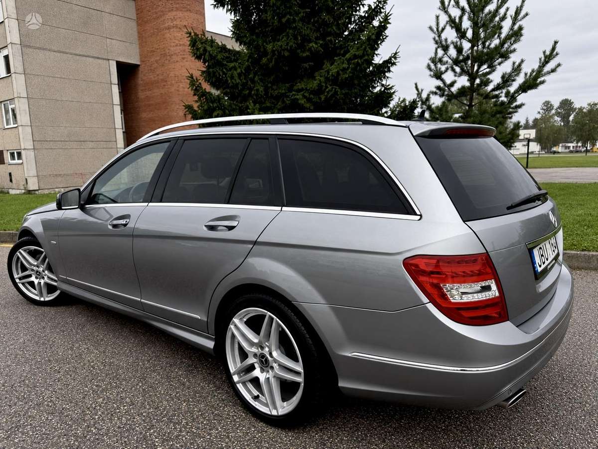 Mercedes-Benz C220 2012 — фото 28
