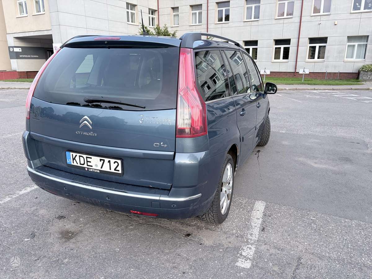 Citroen Grand 2012 — rear view