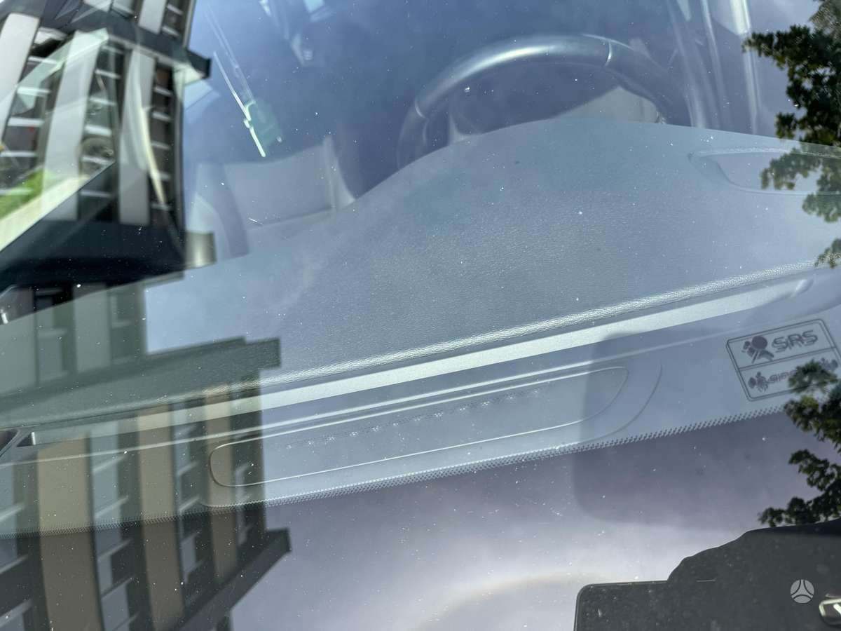 Volvo V60 2011 — photo 18