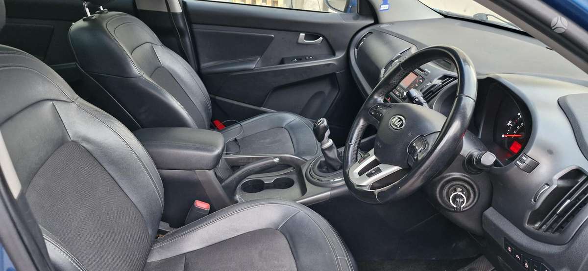 Kia Sportage 2012 — photo 10