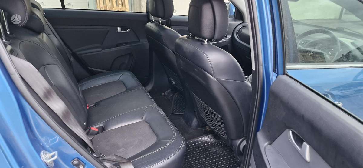 Kia Sportage 2012 — photo 11