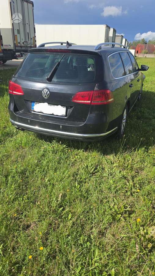 Volkswagen Passat 2014 — interior