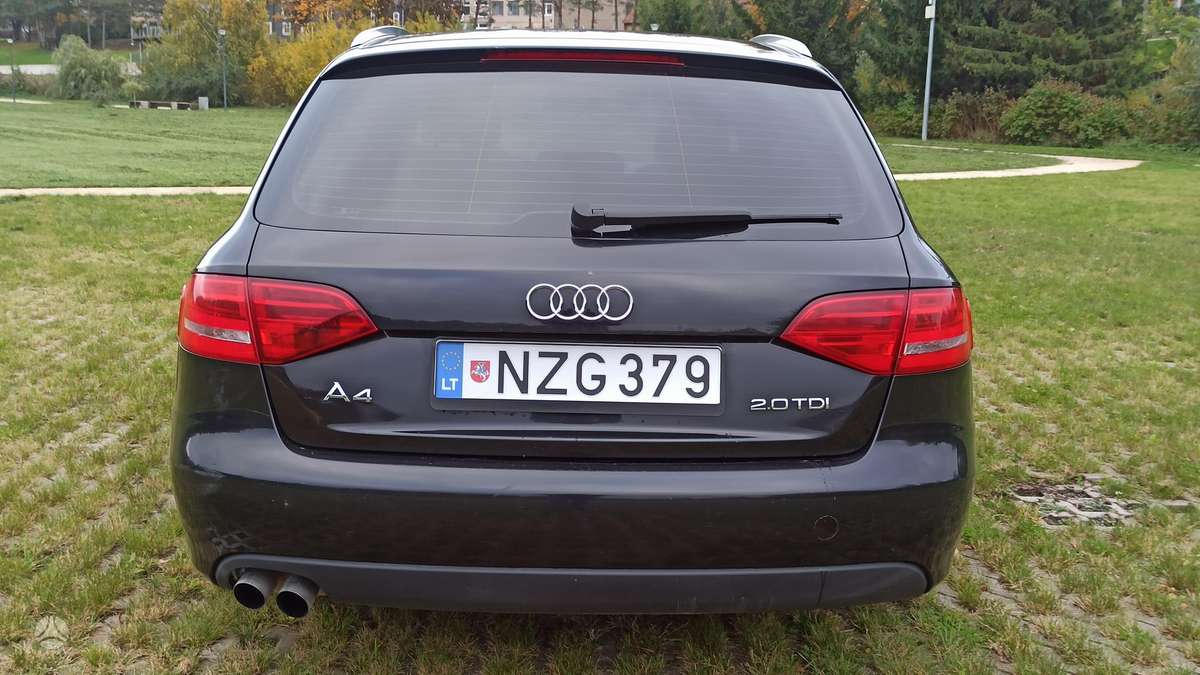 Audi A4 2009 — interior