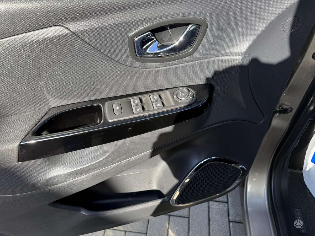 Renault Captur 2015 — фото 10