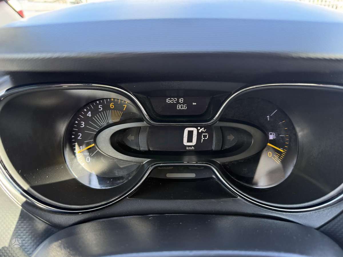 Renault Captur 2015 — фото 13