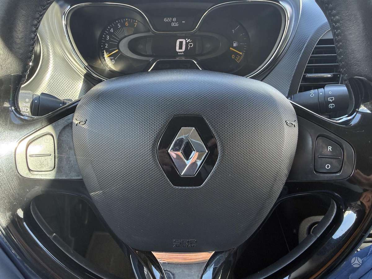 Renault Captur 2015 — фото 14