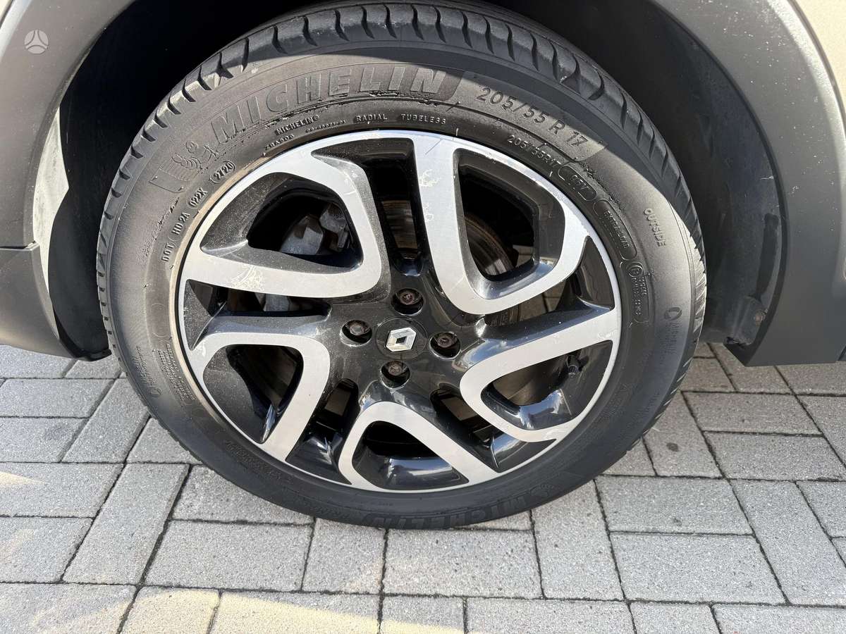 Renault Captur 2015 — фото 29