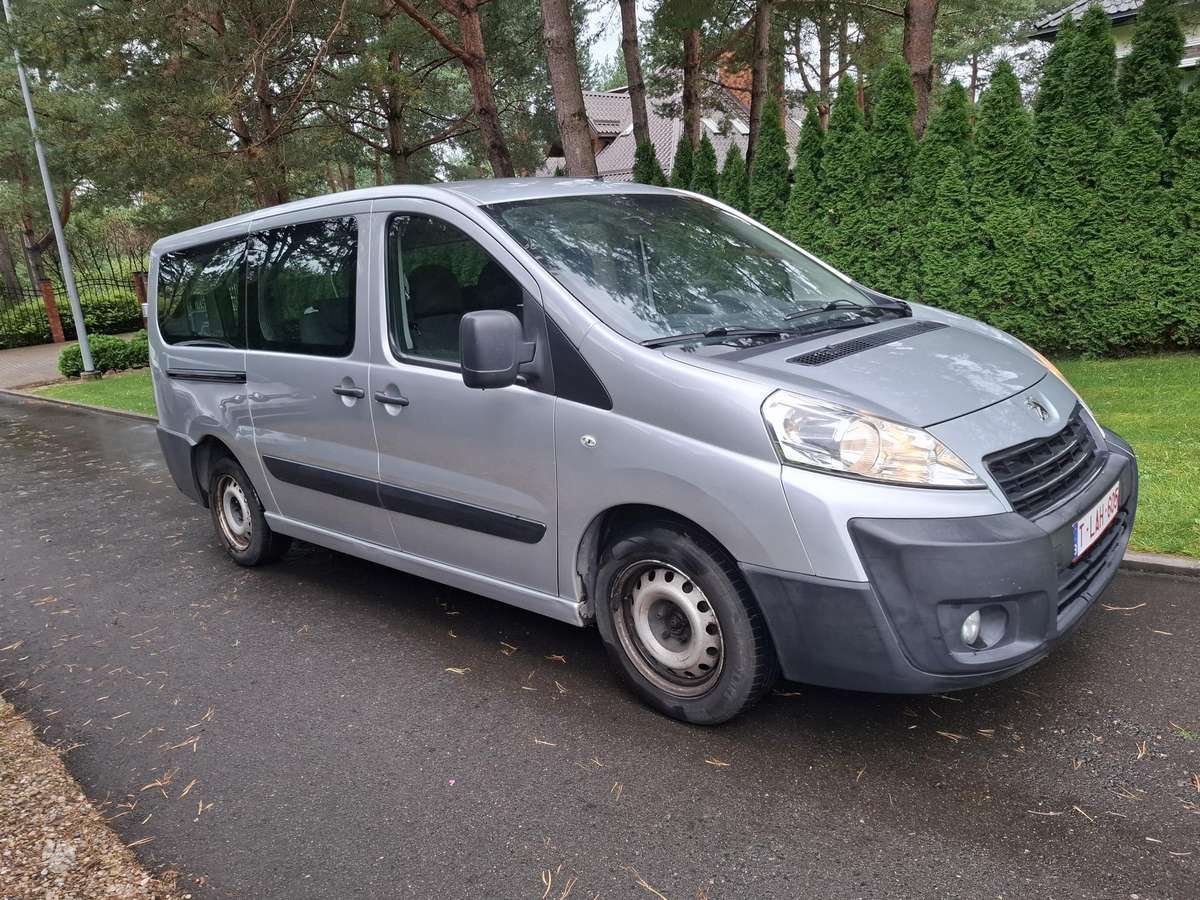 Peugeot Expert 2015 — interior