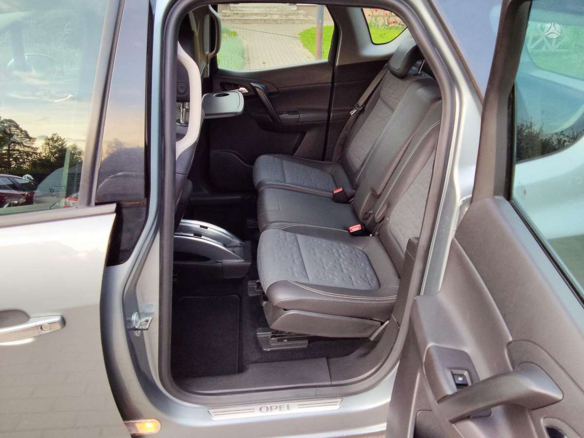 Opel Meriva 2011 — photo 15