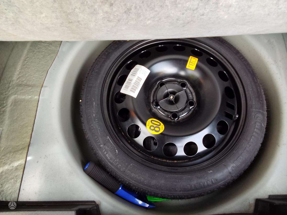 Opel Meriva 2011 — photo 17