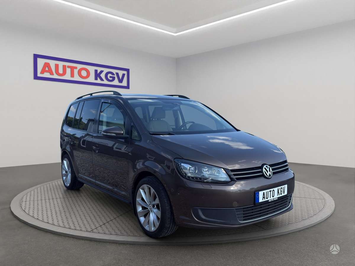 Volkswagen Touran 2011 — photo 7