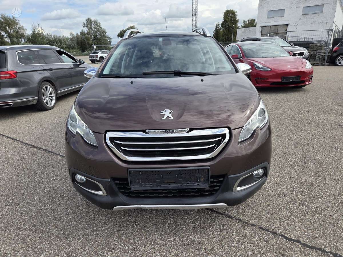 Peugeot 2008 2013 — engine 1200 cm³