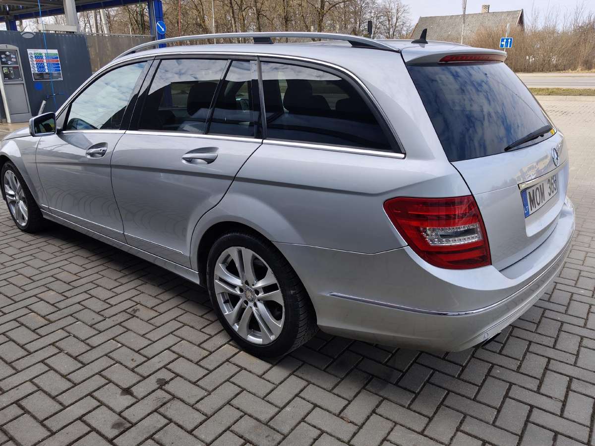 Mercedes-Benz C220 2013 — photo 5