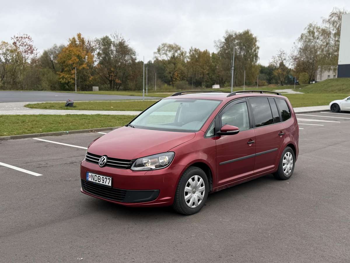 Volkswagen Touran, 2012