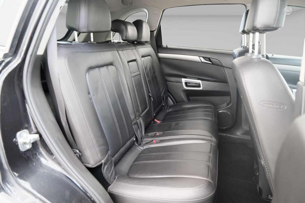 Opel Antara 2013 — photo 11