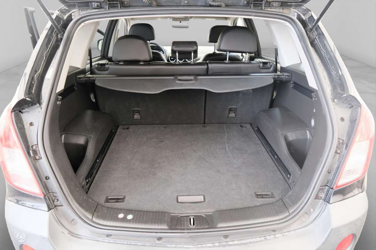 Opel Antara 2013 — photo 12