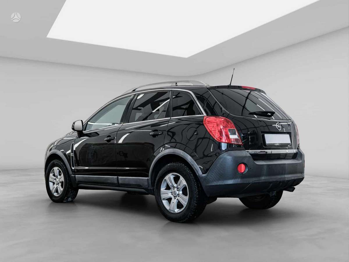 Opel Antara 2013 — rear view