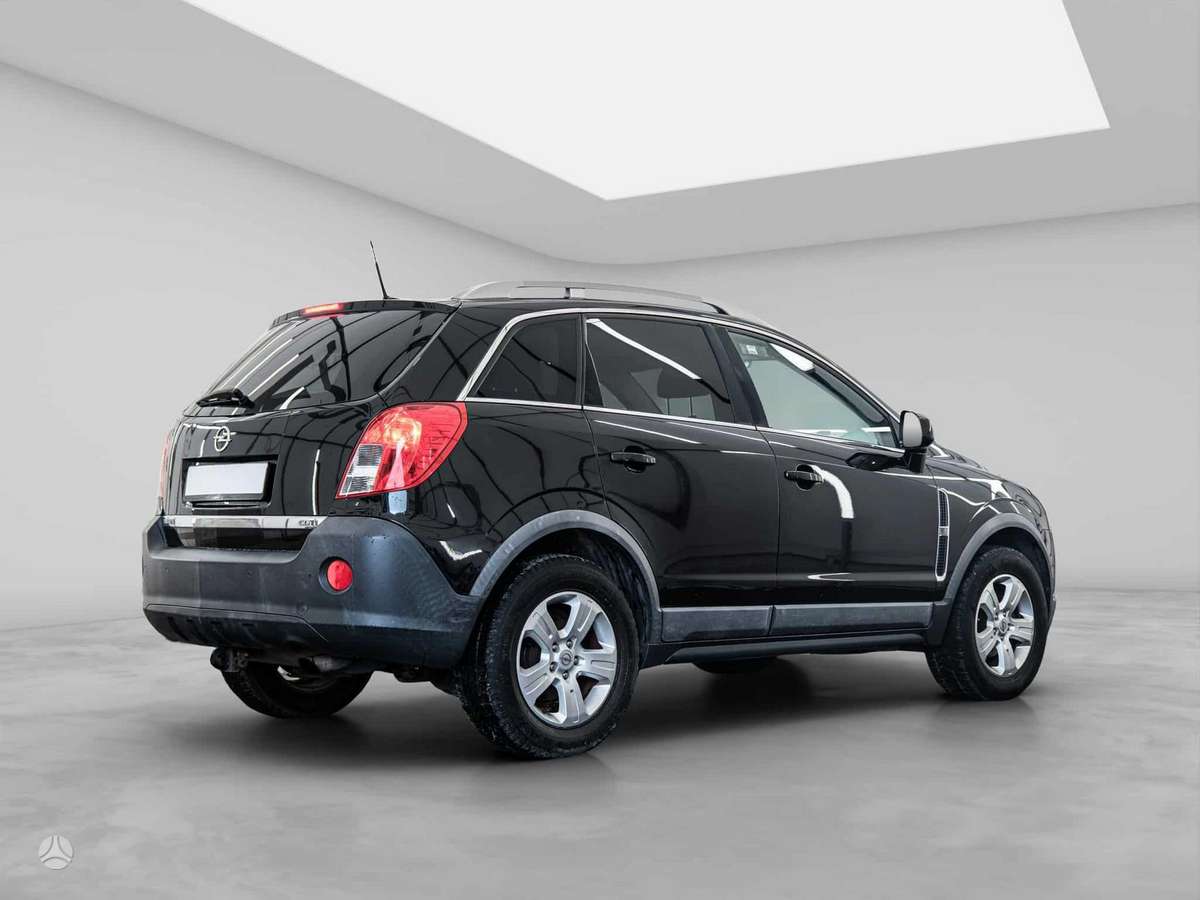 Opel Antara 2013 — interior