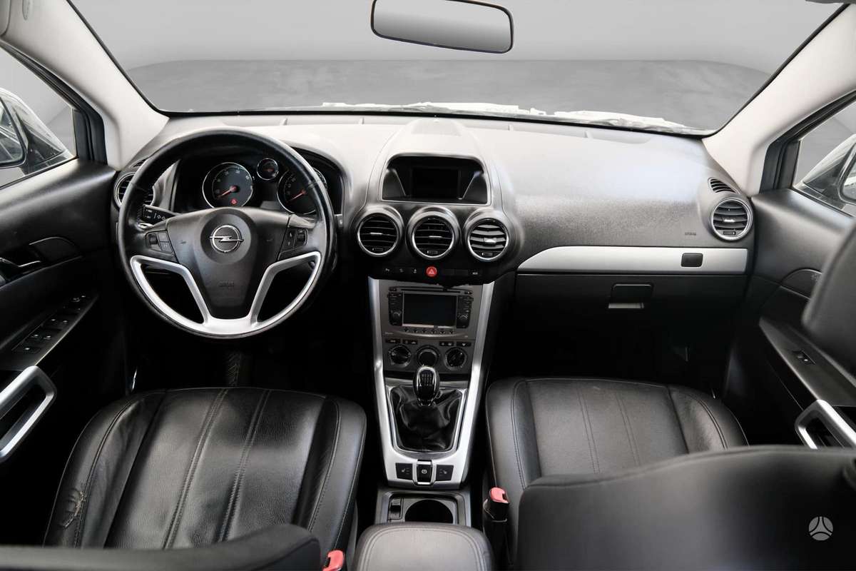 Opel Antara 2013 — photo 8
