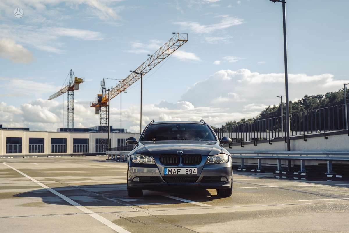 BMW 320, 2006