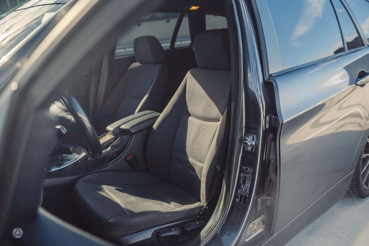 BMW 320 2006 — photo 10