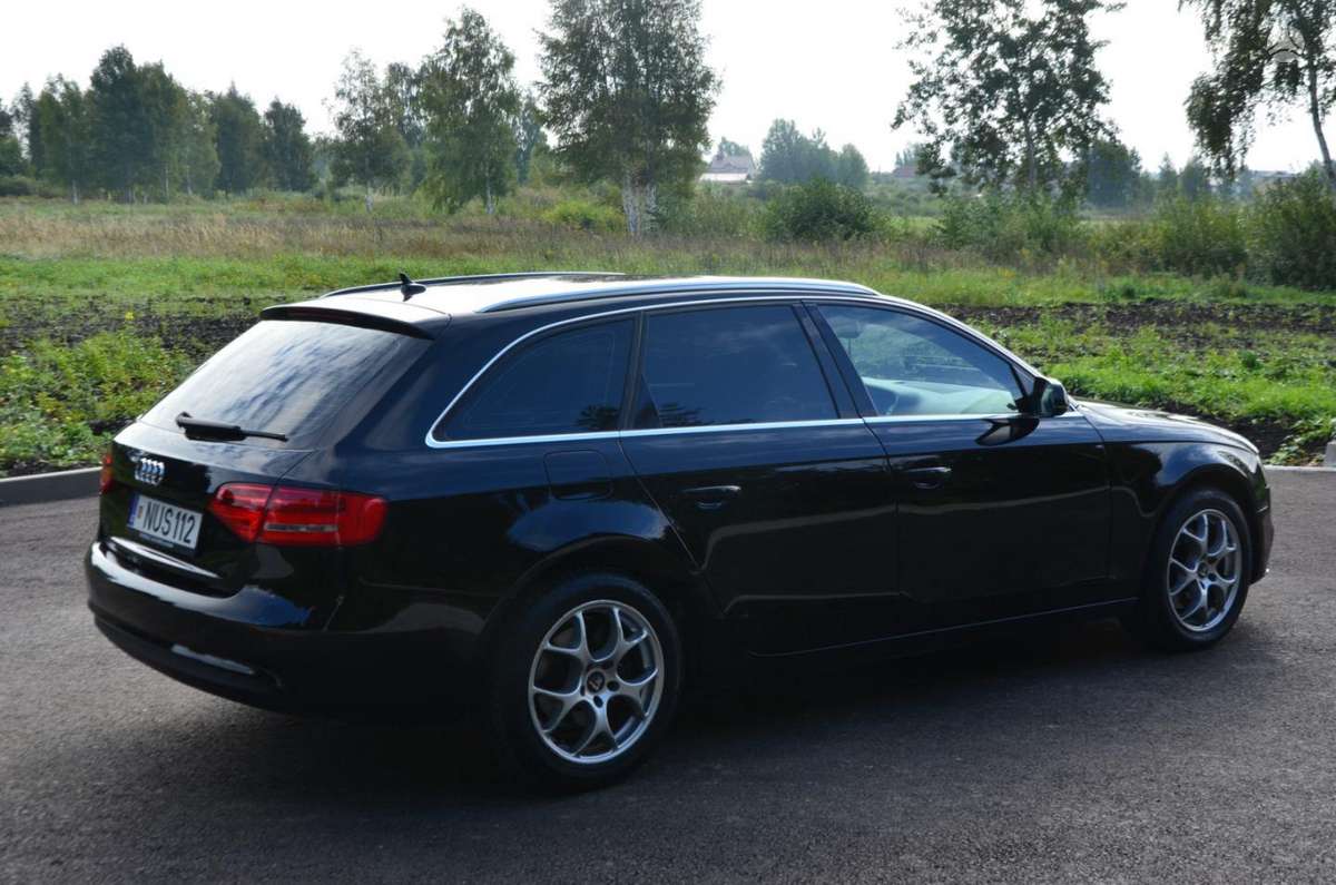 Audi A4 2012 — photo 10